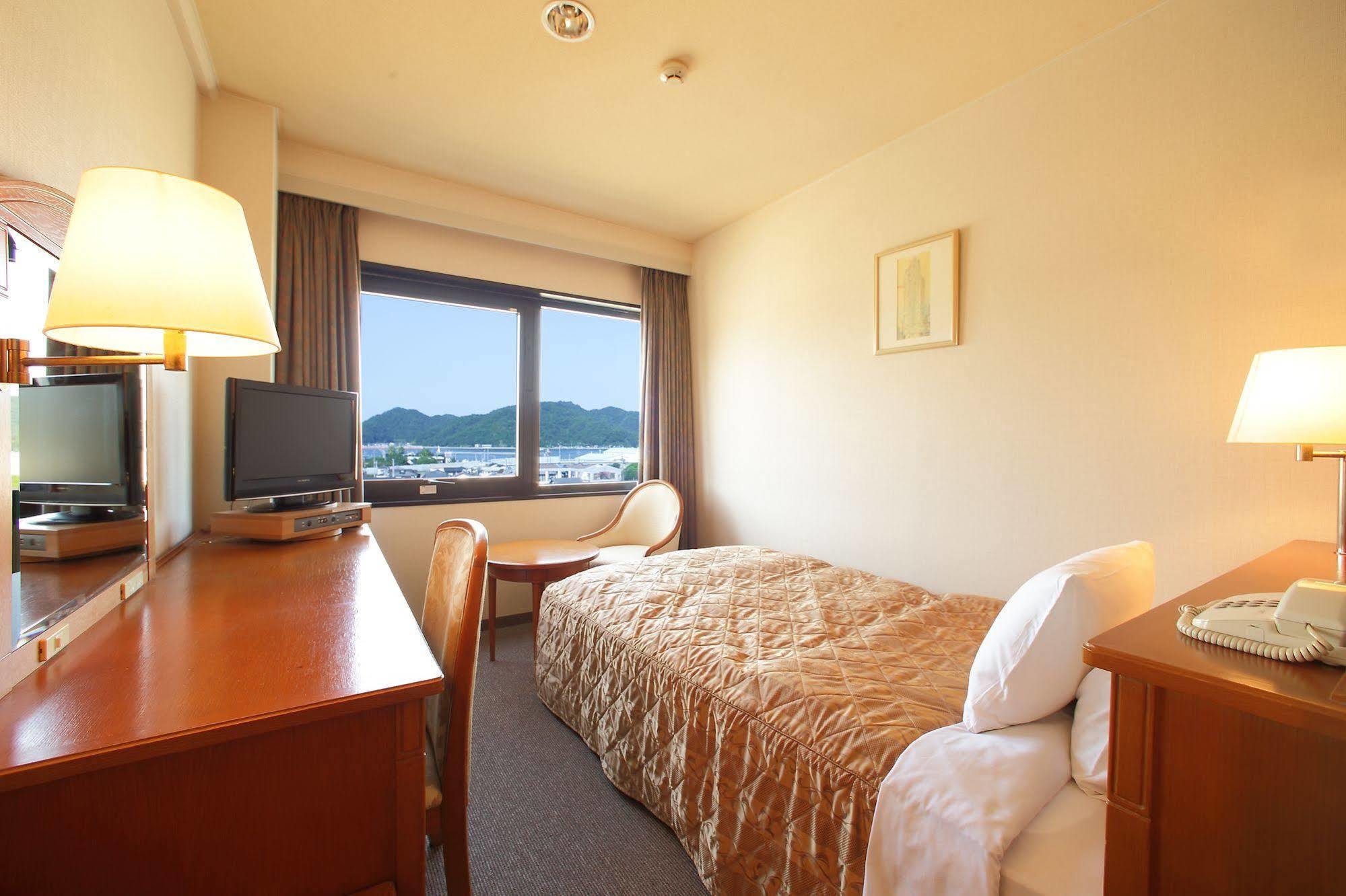 Hotel Kinsuien Saiki Eksteriør billede